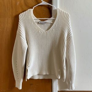 Everlane Cream Texture Cotton V-Neck